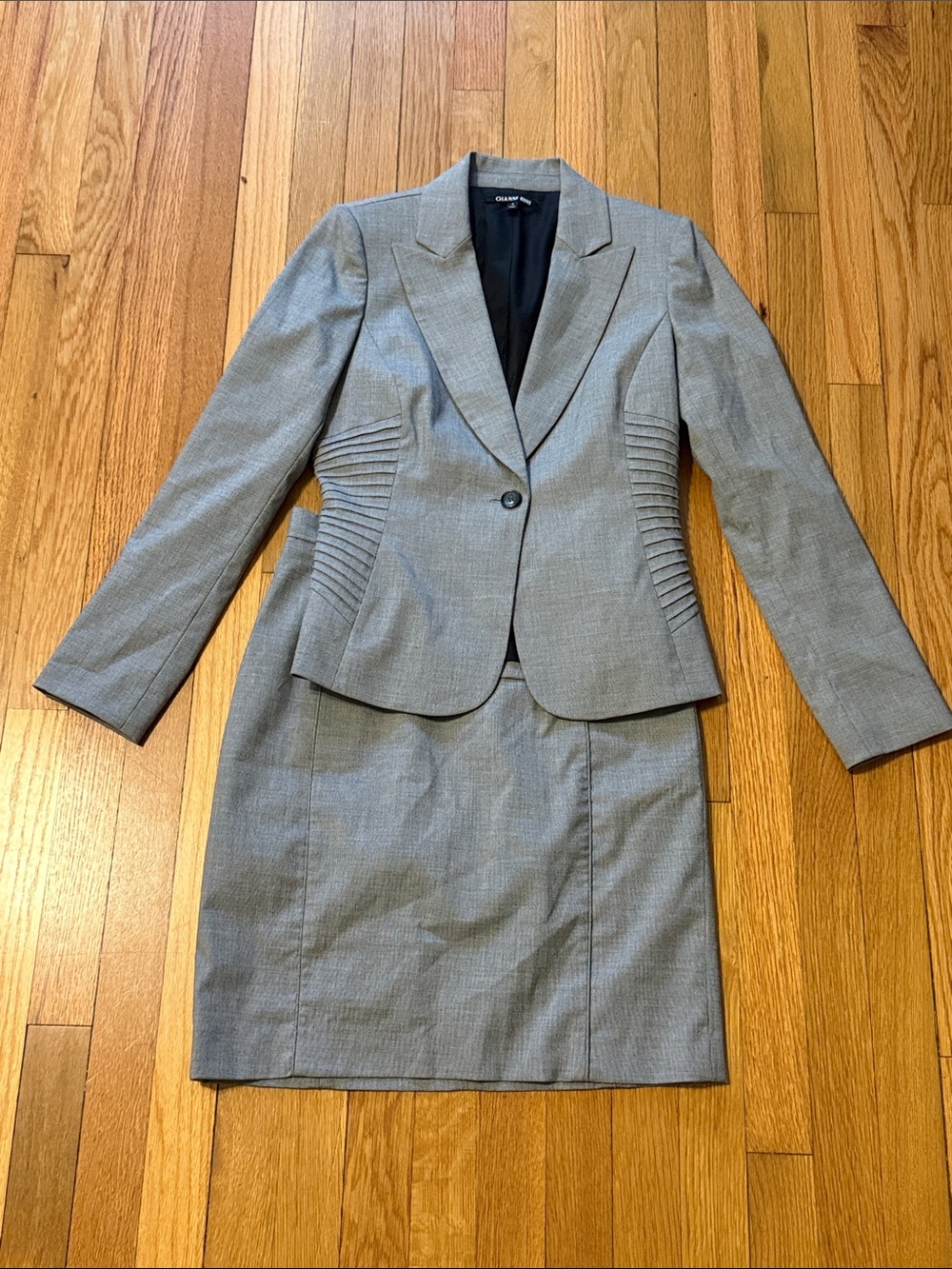 Gianni Bini Gray Skirt Blazer Suit Set Size 4